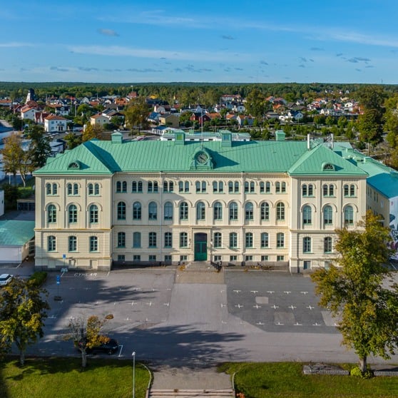 Flygbild på Ellen Keyskolan